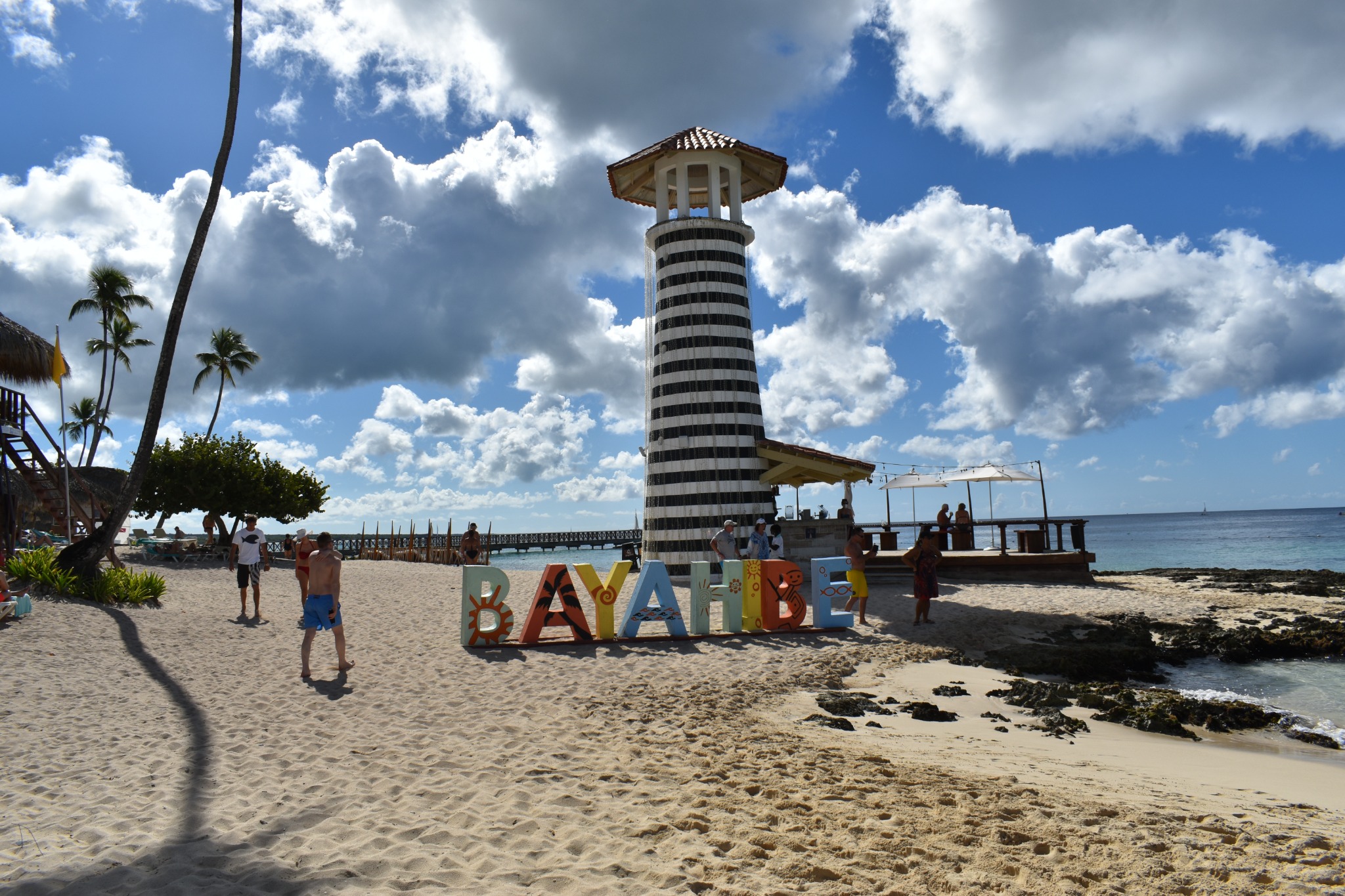 Farol junto à praia de Dominicus em 2022